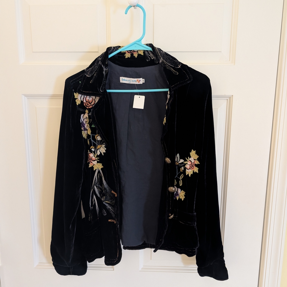 Women's Black Velvet Floral Jacket